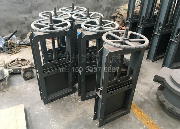 冠德細(xì)灰閘板門(mén) 冠德細(xì)灰閘板門(mén)